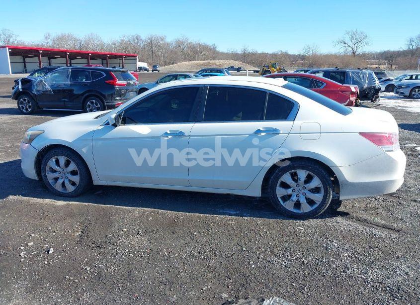Photo 14 of 2009 Honda Accord 3.5 EX-L (VIN 1HGCP368X9A003827)