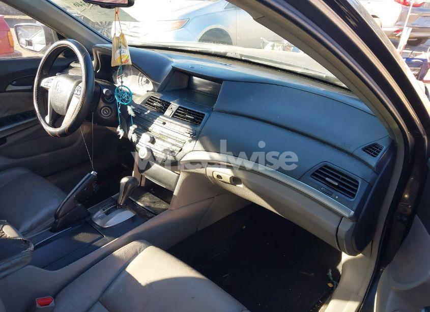 Photo 5 of 2009 Honda Accord 3.5 EX-L (VIN 1HGCP368X9A003973)