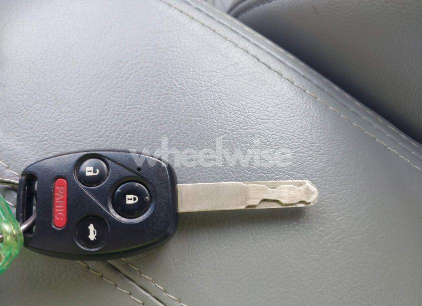 Photo 11 of 2009 Honda Accord 3.5 EX-L (VIN 1HGCP368X9A008025)