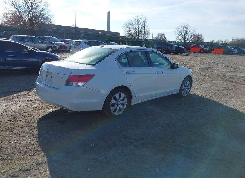 Photo 4 of 2009 Honda Accord 3.5 EX-L (VIN 1HGCP368X9A011832)