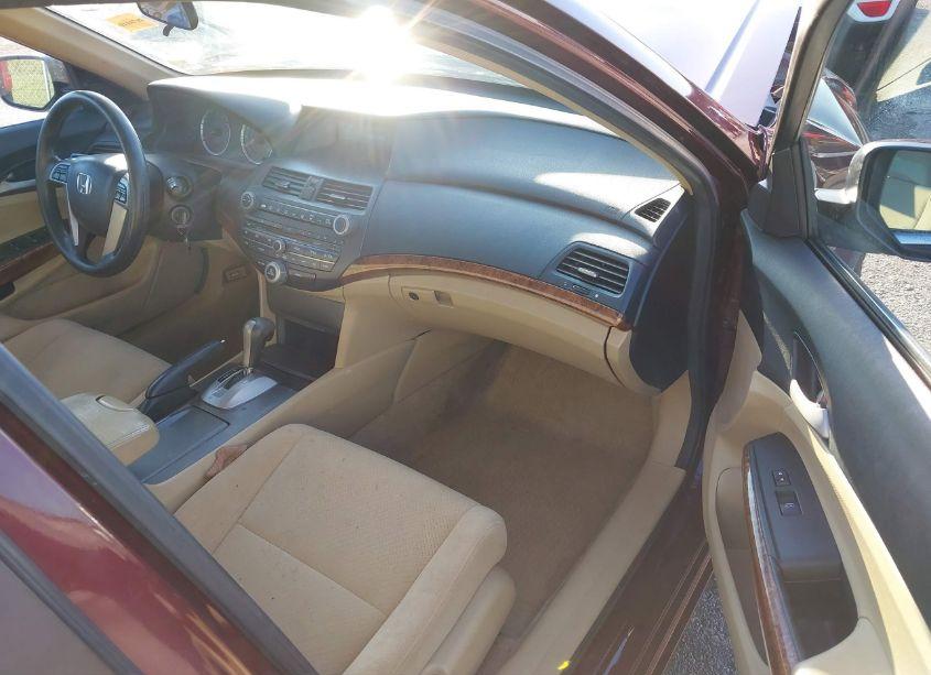 Photo 5 of 2011 Honda Accord 3.5 EX (VIN 1HGCP3F71BA007830)