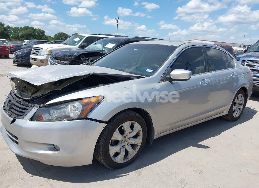 Photo 2 of 2010 Honda Accord 3.5 EX (VIN 1HGCP3F72AA025767)