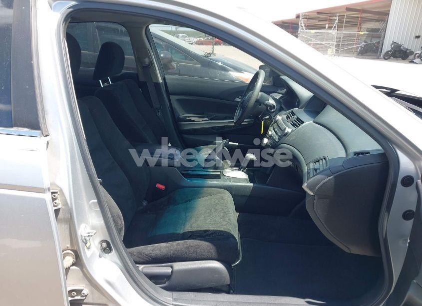 Photo 5 of 2010 Honda Accord 3.5 EX (VIN 1HGCP3F72AA025767)