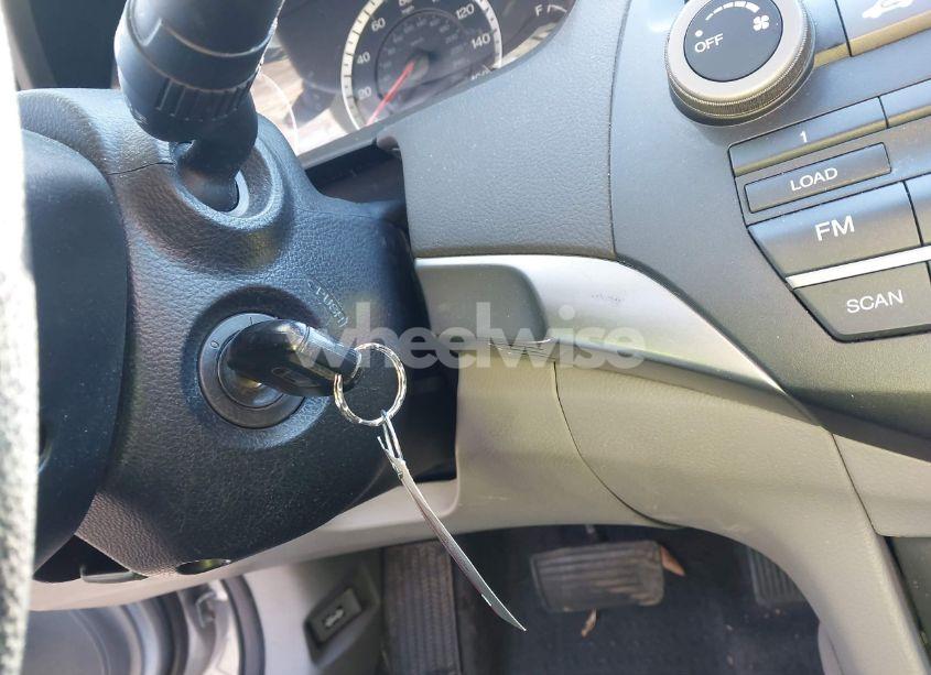 Photo 11 of 2010 Honda Accord 3.5 EX (VIN 1HGCP3F76AA010723)