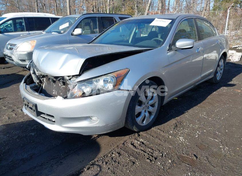 Photo 2 of 2010 Honda Accord 3.5 EX (VIN 1HGCP3F76AA010723)
