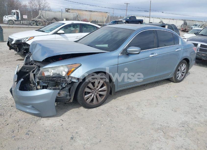 Photo 2 of 2012 Honda Accord 3.5 EX (VIN 1HGCP3F77CA002956)