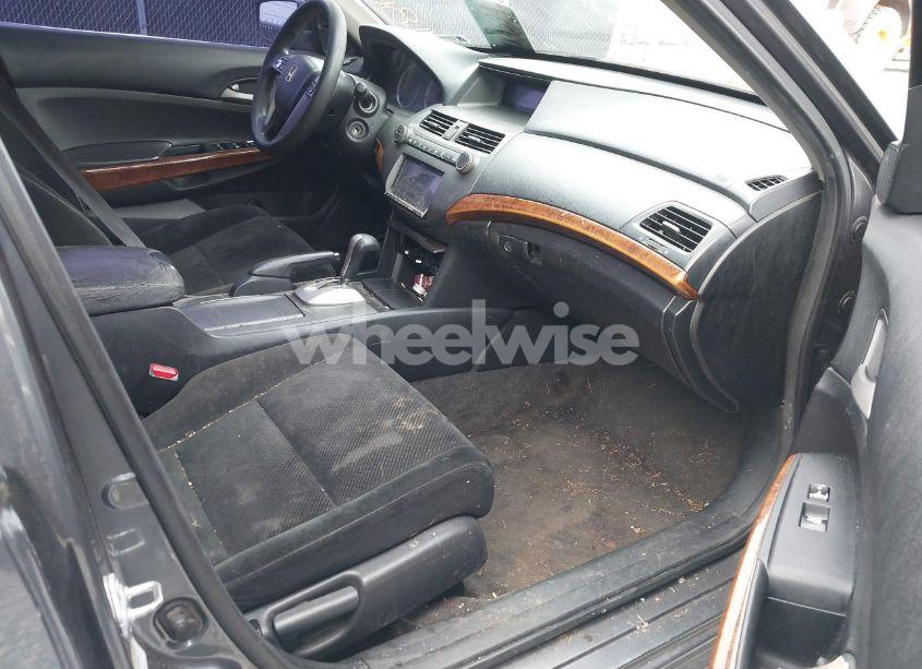 Photo 5 of 2011 Honda Accord 3.5 EX (VIN 1HGCP3F78BA018033)