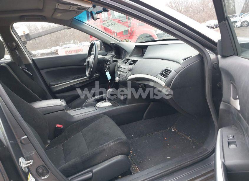 Photo 5 of 2010 Honda Accord 3.5 EX (VIN 1HGCP3F79AA029668)