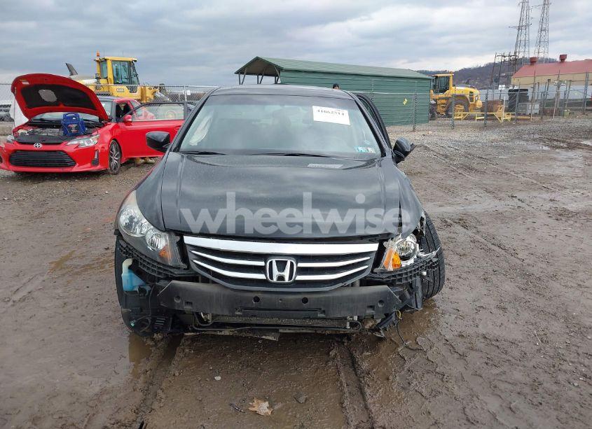 Photo 13 of 2011 Honda Accord 3.5 EX (VIN 1HGCP3F79BA022205)