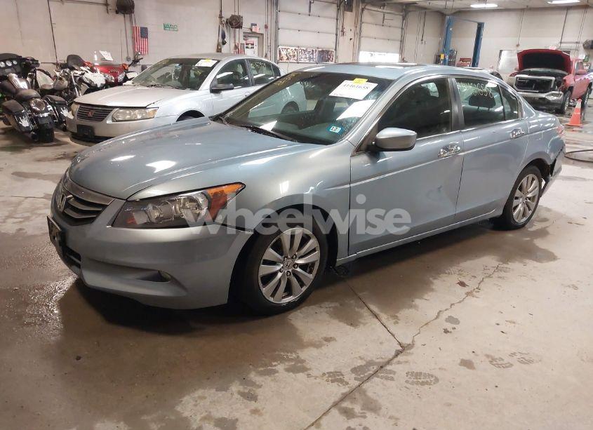 Photo 2 of 2012 Honda Accord 3.5 EX (VIN 1HGCP3F79CA004319)
