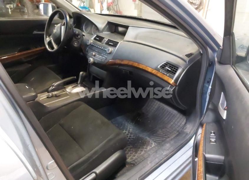 Photo 5 of 2012 Honda Accord 3.5 EX (VIN 1HGCP3F79CA004319)