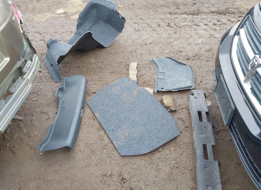 Photo 12 of 2010 Honda Accord 3.5 EX-L (VIN 1HGCP3F80AA004506)