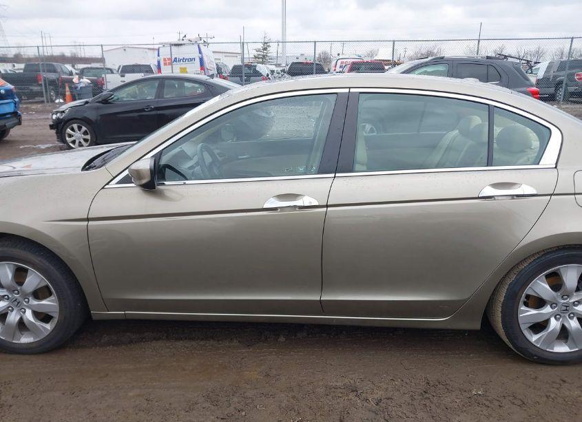 Photo 15 of 2010 Honda Accord 3.5 EX-L (VIN 1HGCP3F80AA004506)