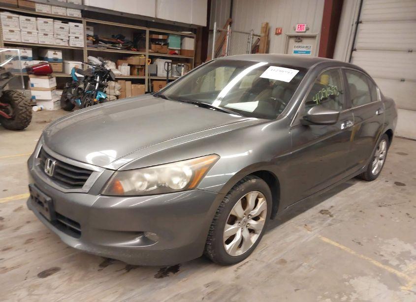 Photo 2 of 2010 Honda Accord 3.5 EX-L (VIN 1HGCP3F80AA005204)