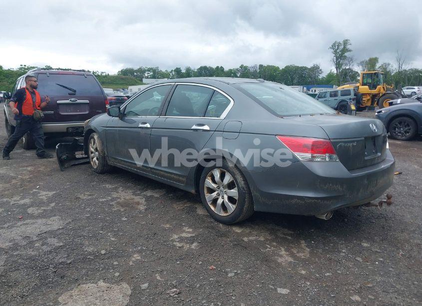 Photo 3 of 2010 Honda Accord 3.5 EX-L (VIN 1HGCP3F80AA005218)