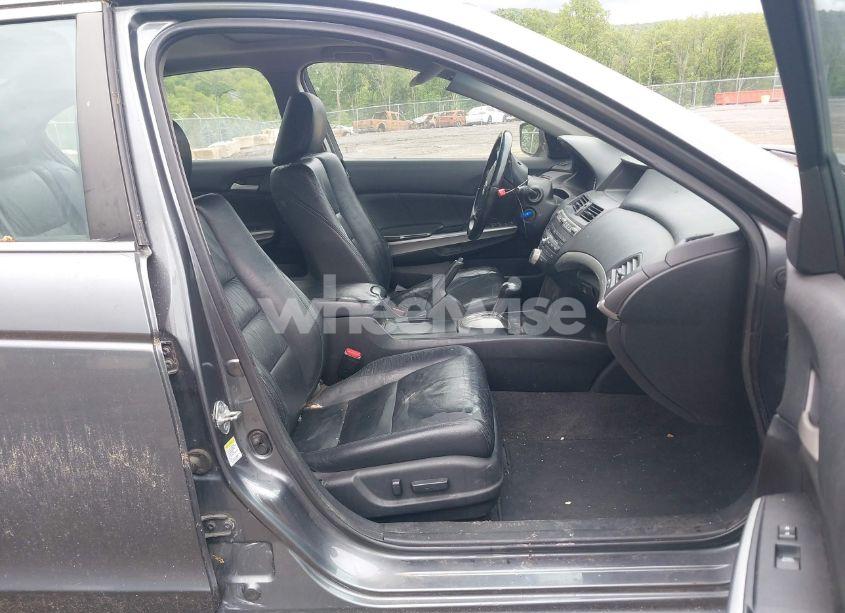 Photo 5 of 2010 Honda Accord 3.5 EX-L (VIN 1HGCP3F80AA005218)