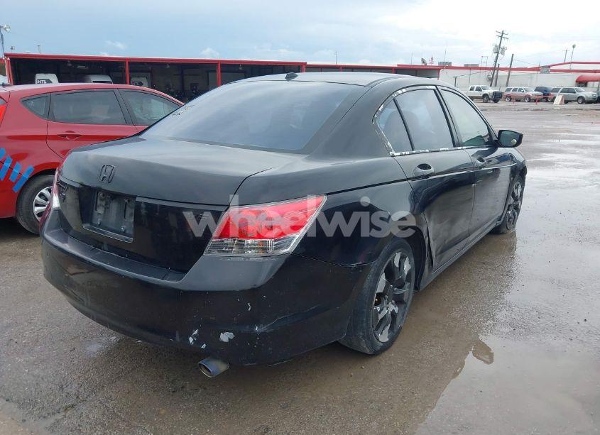 Photo 4 of 2010 Honda Accord 3.5 EX-L (VIN 1HGCP3F80AA012508)