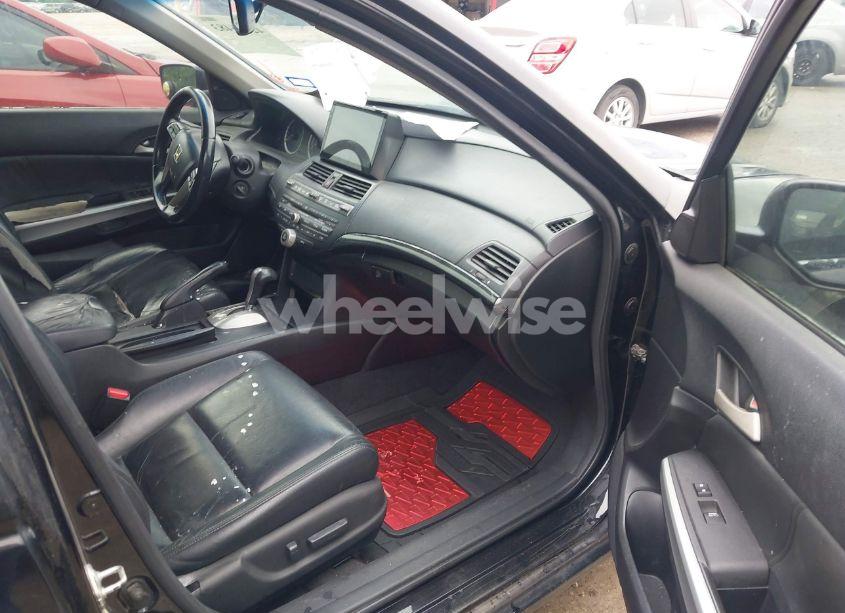 Photo 5 of 2010 Honda Accord 3.5 EX-L (VIN 1HGCP3F80AA012508)