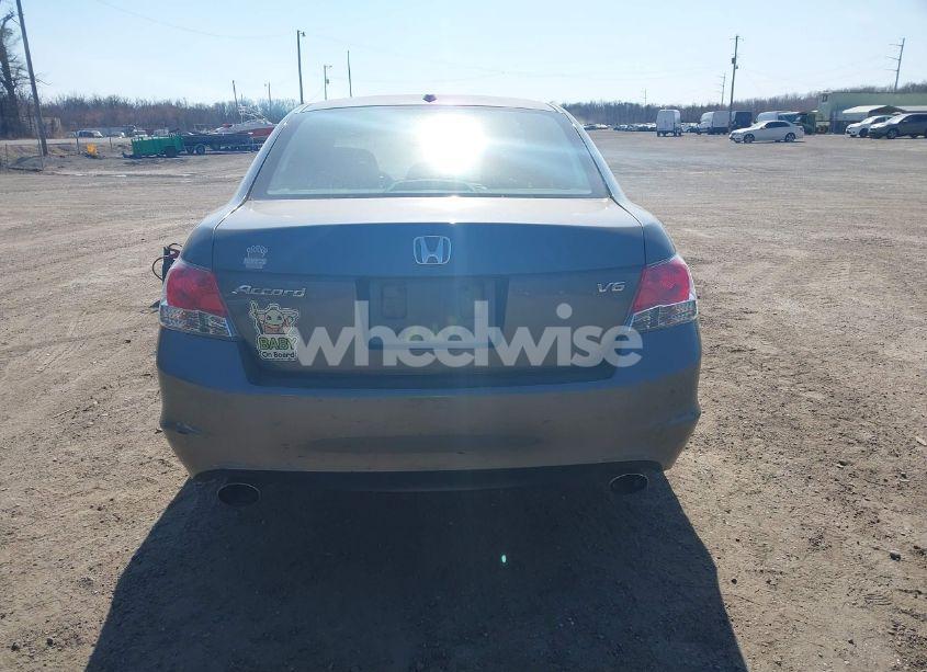 Photo 16 of 2010 Honda Accord 3.5 EX-L (VIN 1HGCP3F80AA032094)