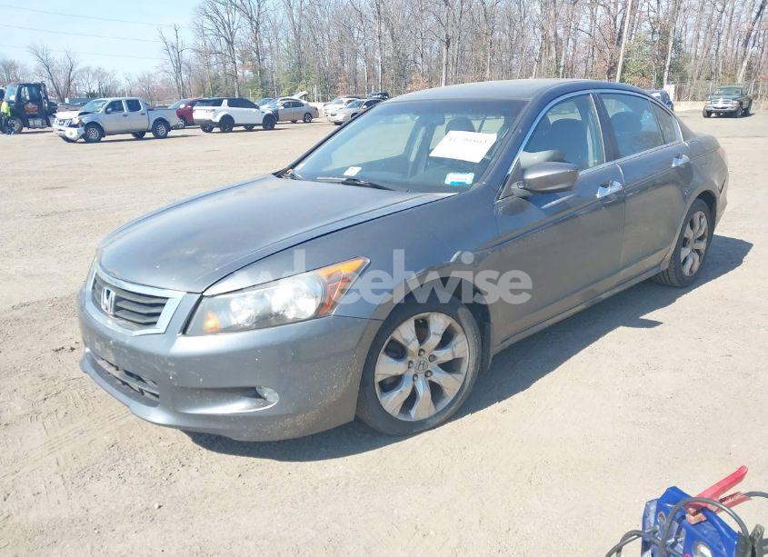 Photo 2 of 2010 Honda Accord 3.5 EX-L (VIN 1HGCP3F80AA032094)