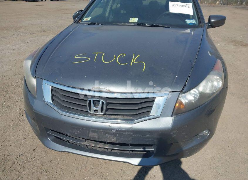 Photo 6 of 2010 Honda Accord 3.5 EX-L (VIN 1HGCP3F80AA032094)