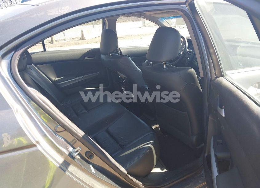 Photo 8 of 2010 Honda Accord 3.5 EX-L (VIN 1HGCP3F80AA032094)