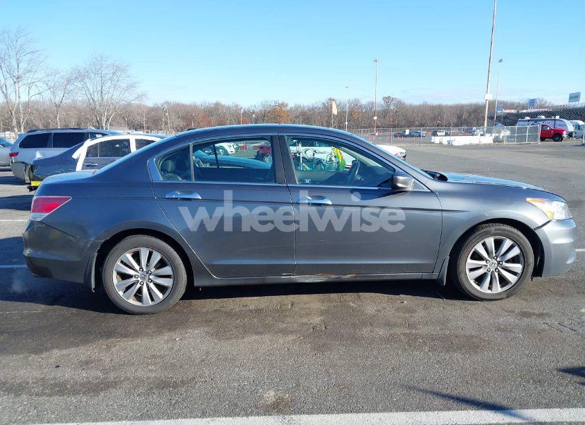 Photo 13 of 2011 Honda Accord 3.5 EX-L (VIN 1HGCP3F80BA004281)