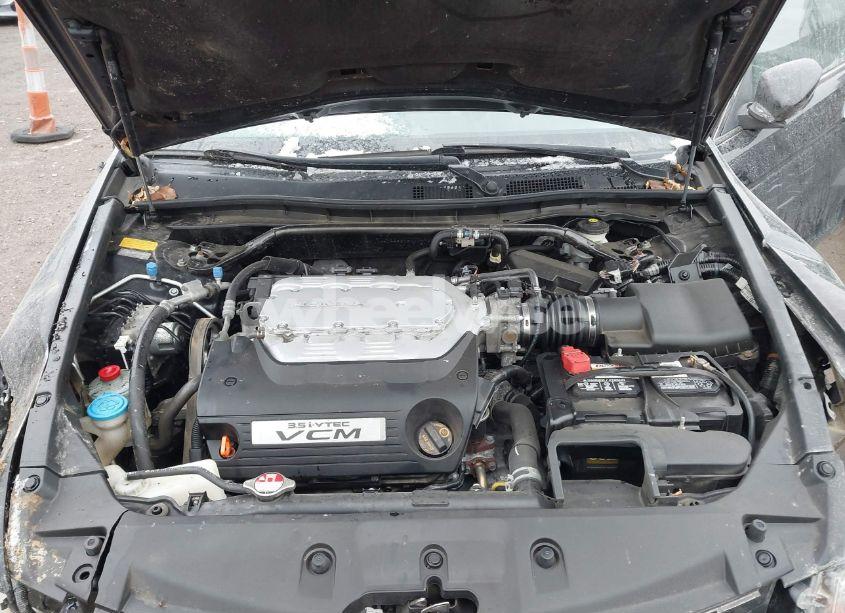 Photo 10 of 2011 Honda Accord 3.5 EX-L (VIN 1HGCP3F80BA006788)