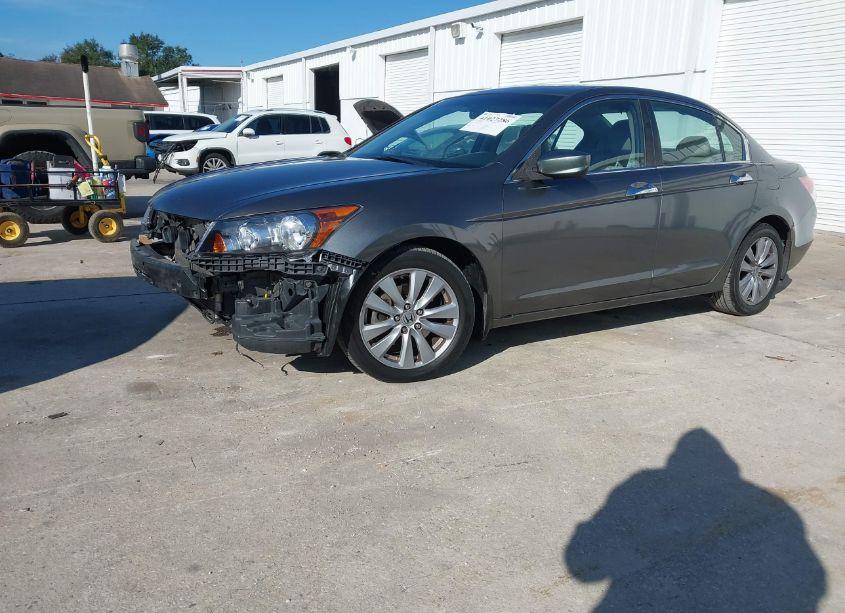 Photo 2 of 2011 Honda Accord 3.5 EX-L (VIN 1HGCP3F80BA007696)