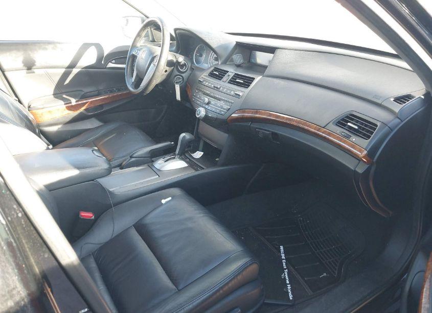 Photo 5 of 2011 Honda Accord 3.5 EX-L (VIN 1HGCP3F80BA017192)