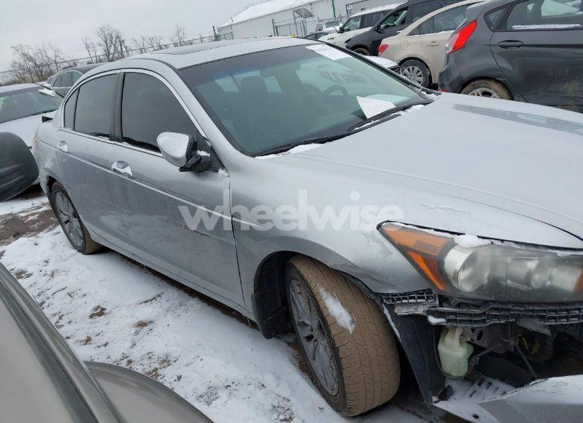 Photo 14 of 2011 Honda Accord 3.5 EX-L (VIN 1HGCP3F80BA021145)
