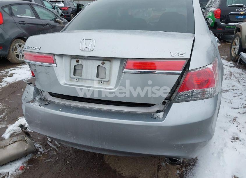 Photo 17 of 2011 Honda Accord 3.5 EX-L (VIN 1HGCP3F80BA021145)