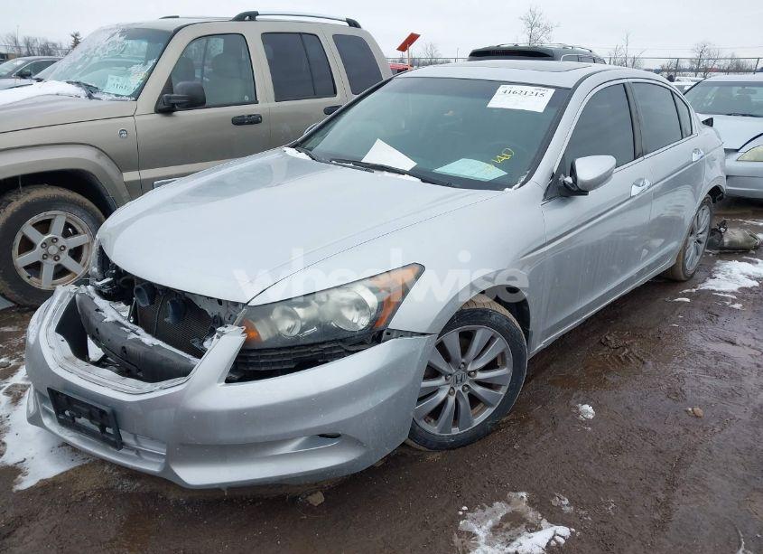 Photo 2 of 2011 Honda Accord 3.5 EX-L (VIN 1HGCP3F80BA021145)
