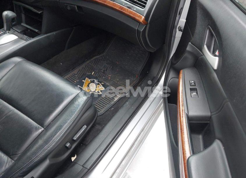 Photo 5 of 2011 Honda Accord 3.5 EX-L (VIN 1HGCP3F80BA021145)