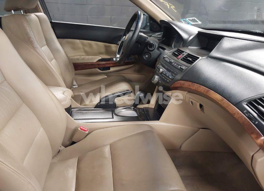 Photo 5 of 2011 Honda Accord 3.5 EX-L (VIN 1HGCP3F80BA021257)