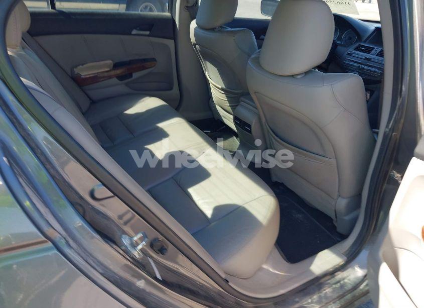 Photo 8 of 2011 Honda Accord 3.5 EX-L (VIN 1HGCP3F80BA024921)