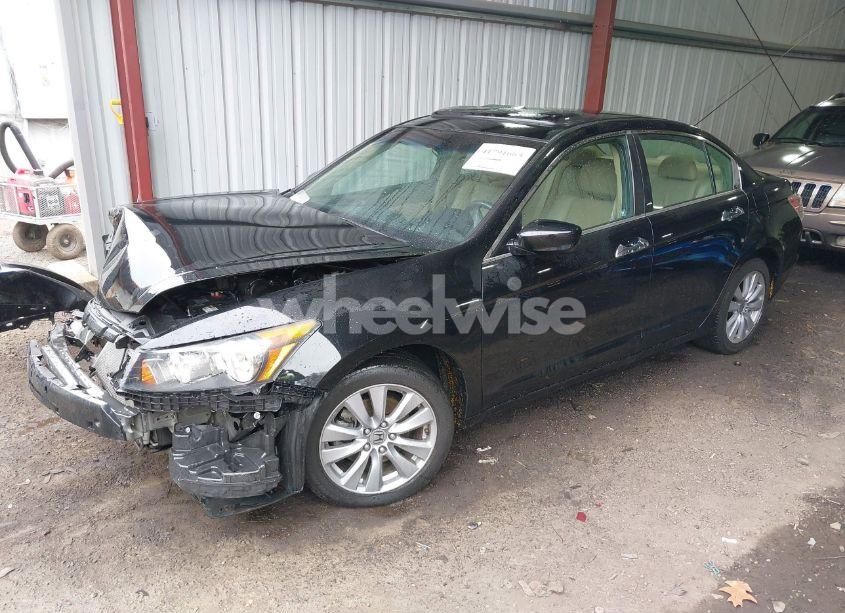 Photo 2 of 2012 Honda Accord 3.5 EX-L (VIN 1HGCP3F80CA006761)