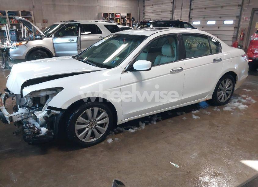 Photo 2 of 2012 Honda Accord 3.5 EX-L (VIN 1HGCP3F80CA029098)