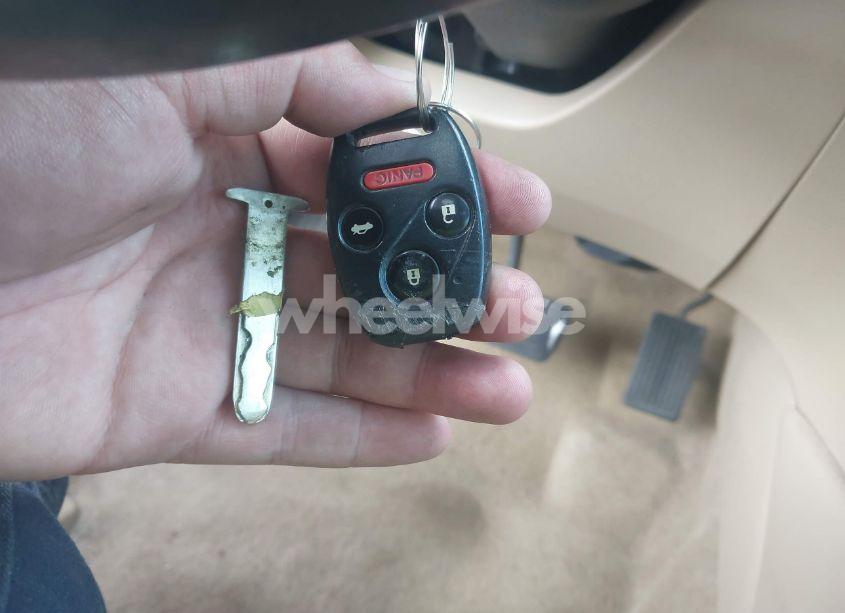 Photo 11 of 2010 Honda Accord 3.5 EX-L (VIN 1HGCP3F81AA006474)