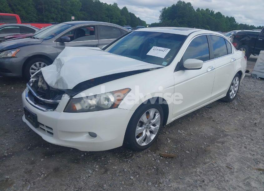 Photo 2 of 2010 Honda Accord 3.5 EX-L (VIN 1HGCP3F81AA006474)