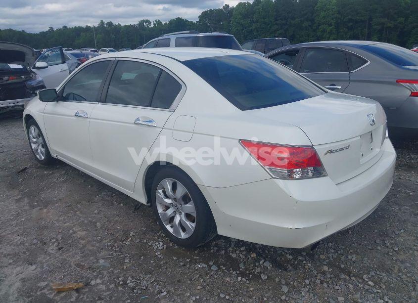 Photo 3 of 2010 Honda Accord 3.5 EX-L (VIN 1HGCP3F81AA006474)