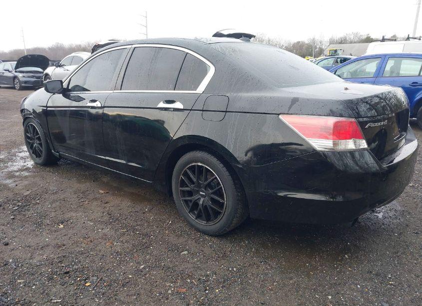 Photo 3 of 2010 Honda Accord 3.5 EX-L (VIN 1HGCP3F81AA008872)