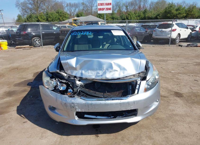 Photo 12 of 2010 Honda Accord 3.5 EX-L (VIN 1HGCP3F81AA029740)