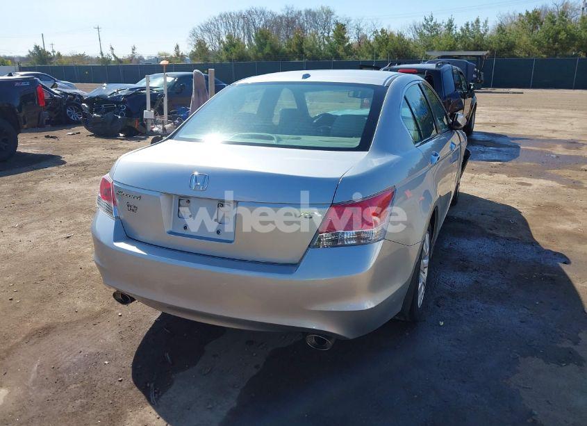 Photo 4 of 2010 Honda Accord 3.5 EX-L (VIN 1HGCP3F81AA029740)