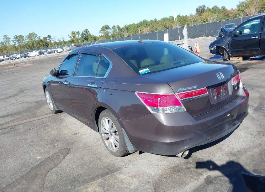 Photo 3 of 2011 Honda Accord 3.5 EX-L (VIN 1HGCP3F81BA006962)