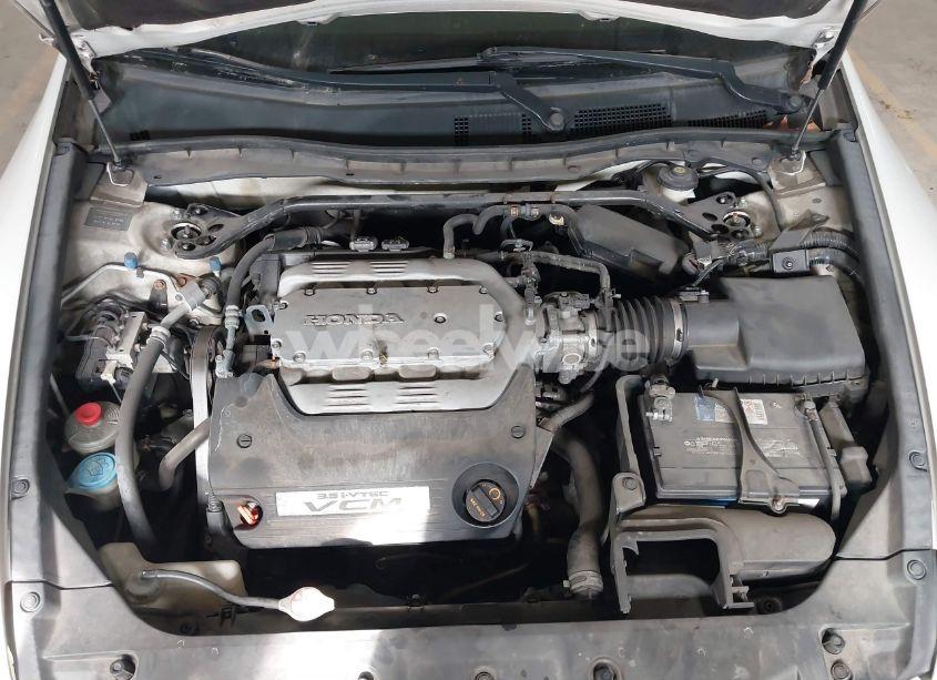 Photo 10 of 2011 Honda Accord 3.5 EX-L (VIN 1HGCP3F81BA009344)