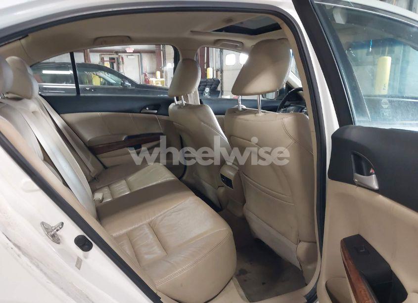 Photo 8 of 2011 Honda Accord 3.5 EX-L (VIN 1HGCP3F81BA009344)