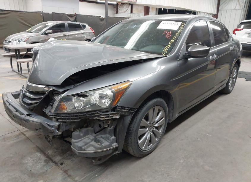 Photo 2 of 2011 Honda Accord 3.5 EX-L (VIN 1HGCP3F81BA020490)