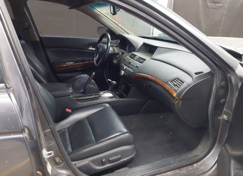 Photo 5 of 2011 Honda Accord 3.5 EX-L (VIN 1HGCP3F81BA020490)