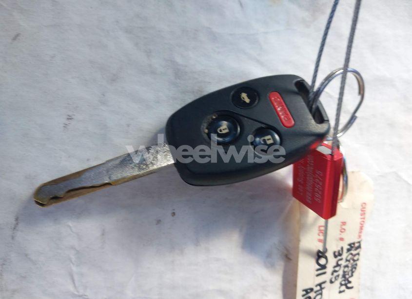 Photo 11 of 2011 Honda Accord 3.5 EX-L (VIN 1HGCP3F81BA024538)